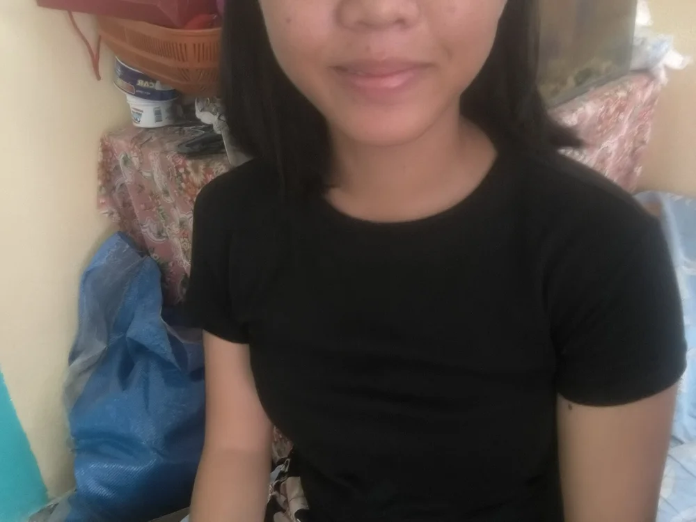 Yours_AsianPinayGirl18 Obrolan XXX Offline