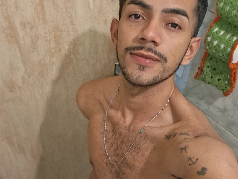 novin21am's Offline XXX Chat