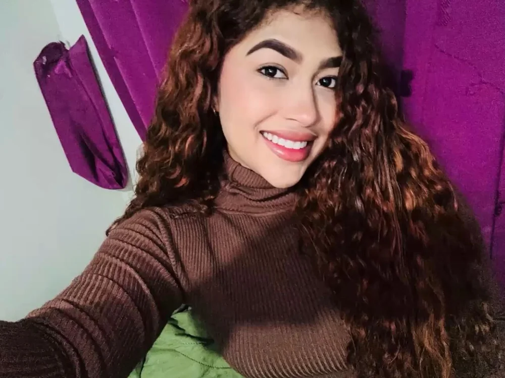 zoey_starr offline chatrum