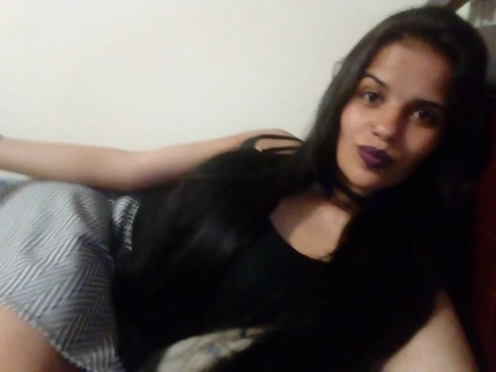 Offline chatovací místnost Candice_Swan