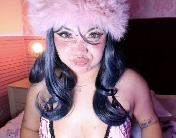 Chat +18 off-line de Amara_Kazumii
