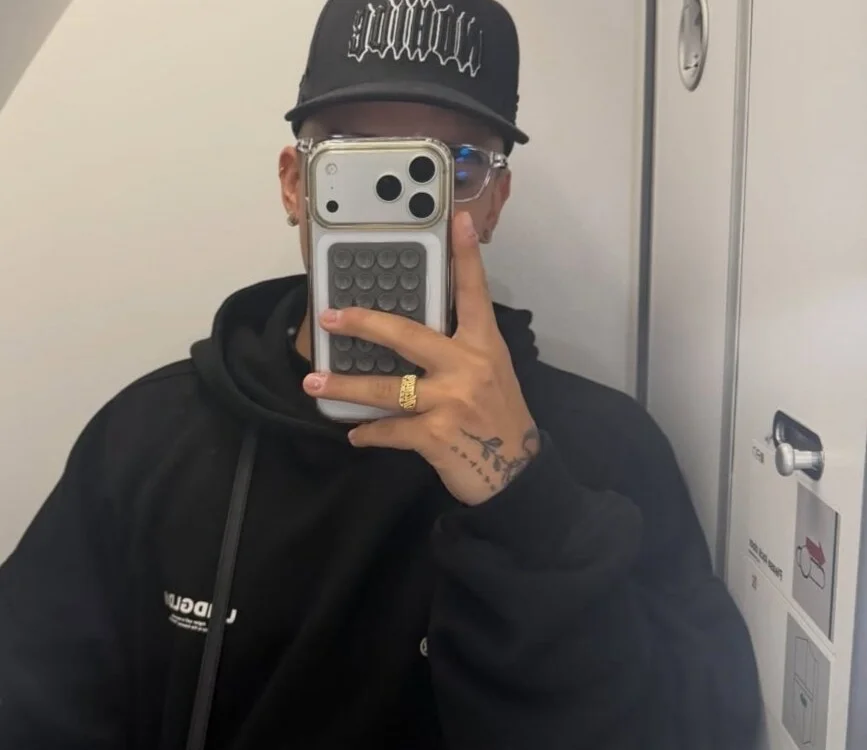 ToplessUrology cam model