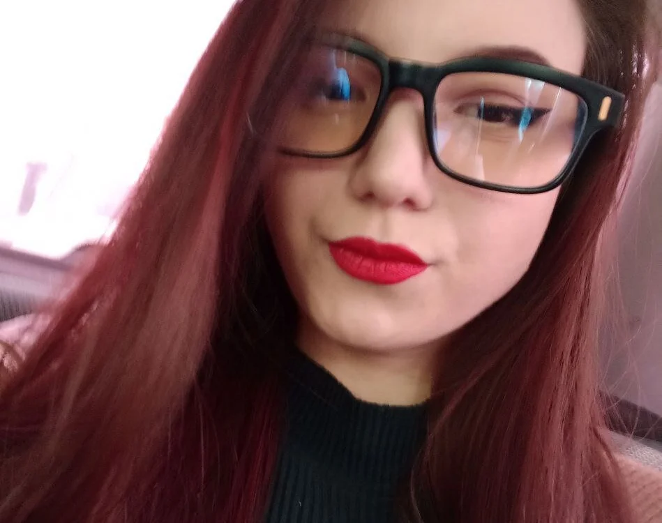 BestieChloe's Offline Chat Room