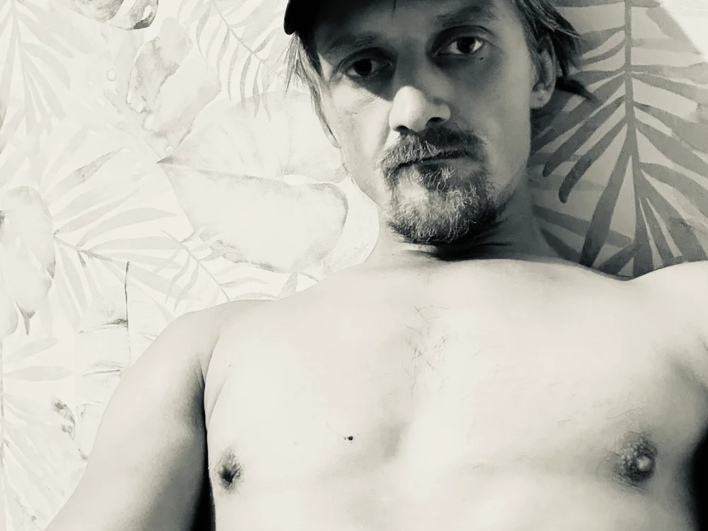 Offline XXX chat royalk9673