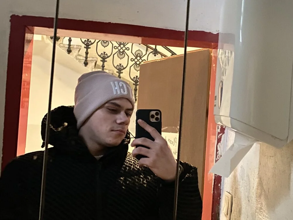 YouBMan offline XXX-chat