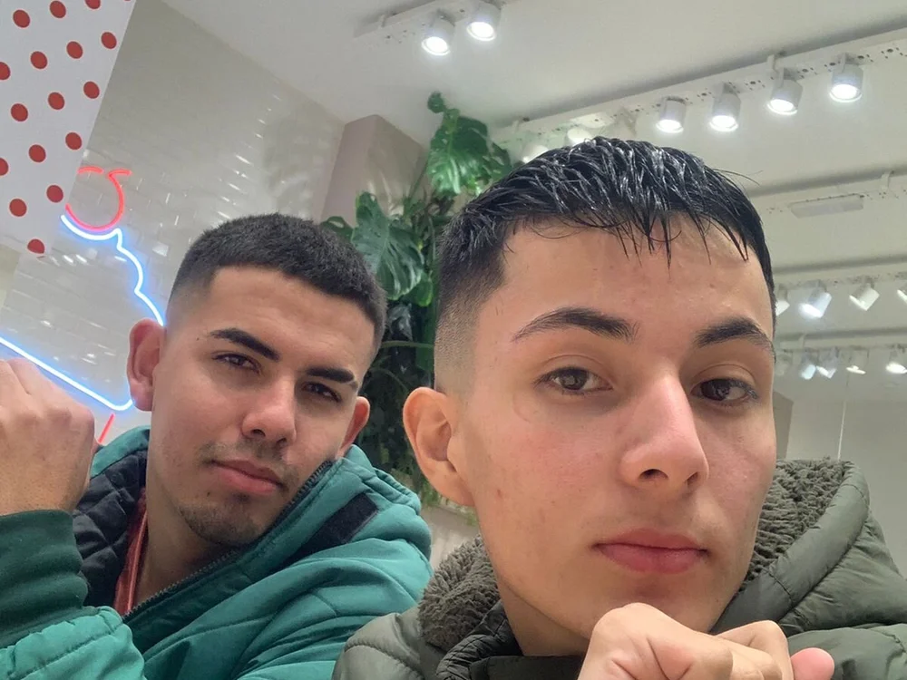 Cute_Couple_24 offline chatrum