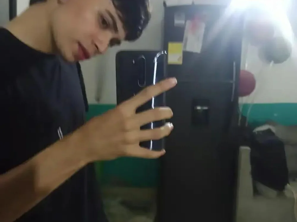 skinny_peter26 offline chatrum