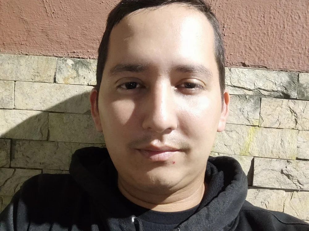 Felipe_di's Offline Chat Room