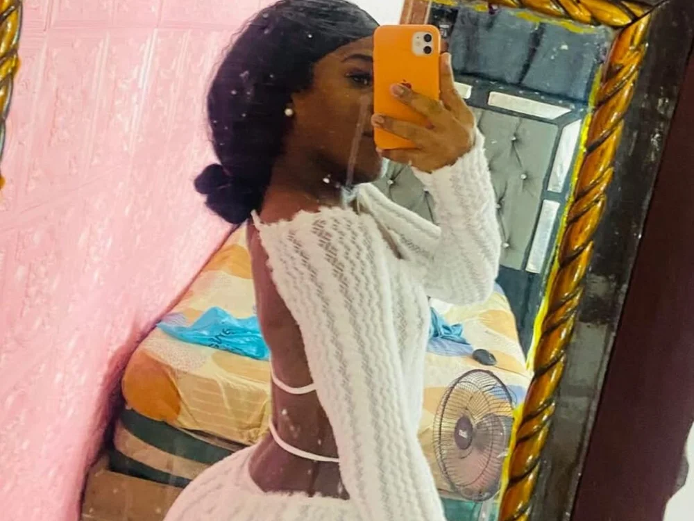 Chatroom XXX hors ligne de dayanis_latin