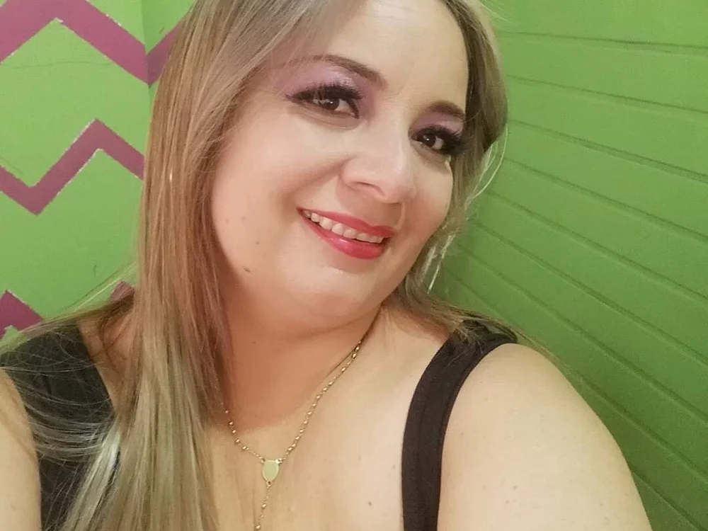 Offline chatovací místnost Alice_bigass