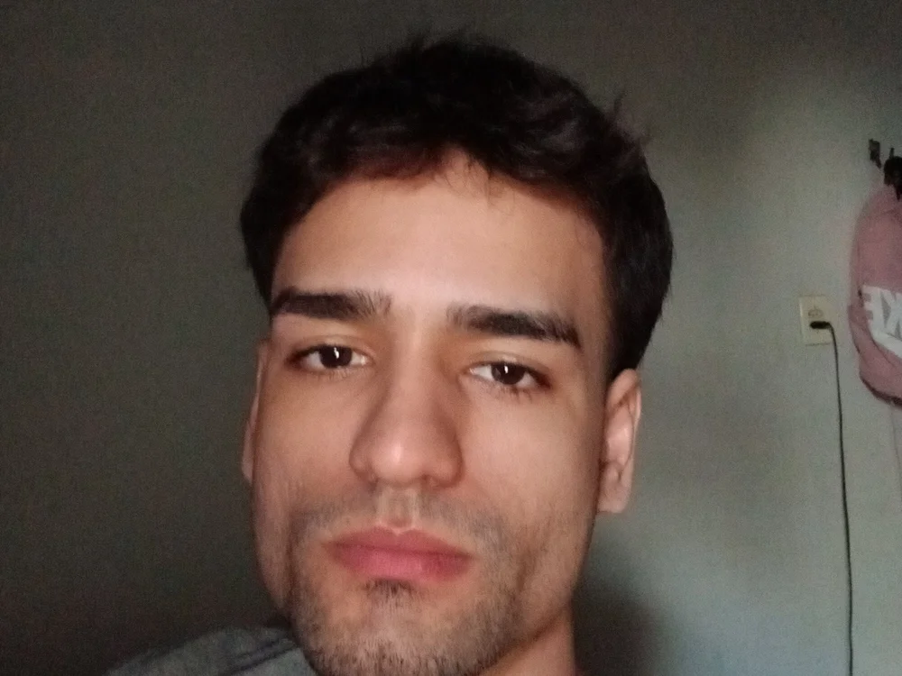 godboy_69 অফলাইন XXX চ্যাট