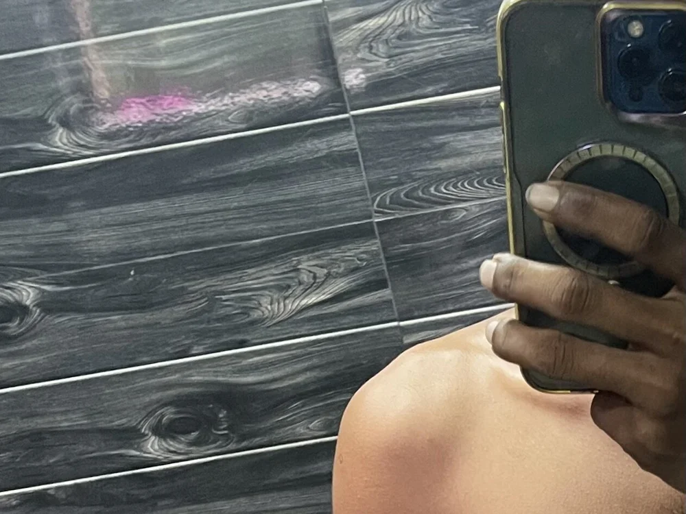 Bigcock076061's most recent online preview