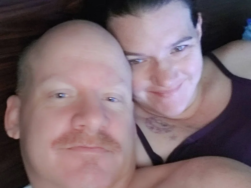 Funcouple99's Offline Chat Room