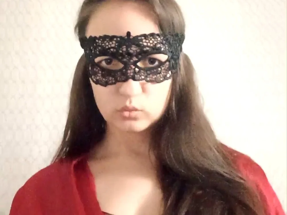 DiamondLady33's Offline Chat Room