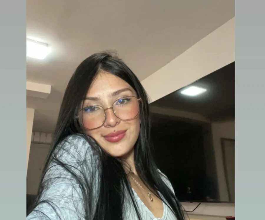 Offline chatovac í místnost Emily_Parke