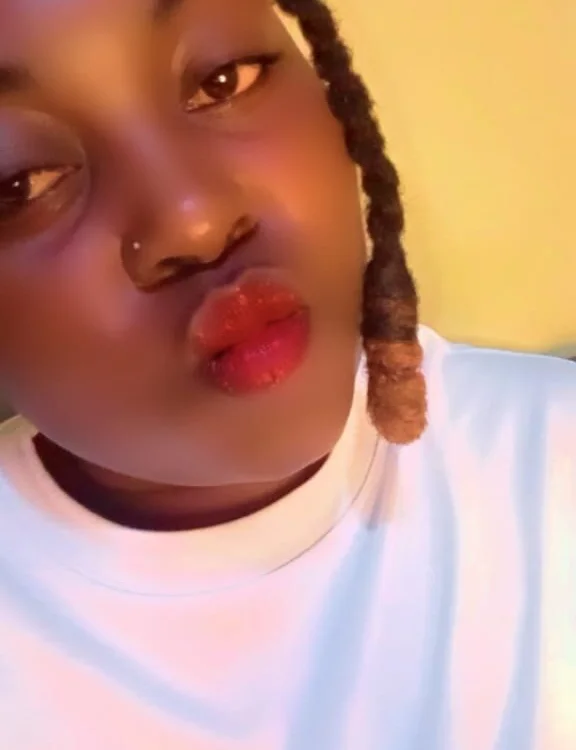 leslysexygirlのオフラインXXXチャット