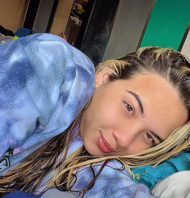 sofia_montclair Adlı Modelin Çevrimdışı XXX Sohbeti