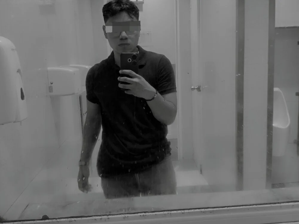 deduardo1302 離線 XXX 聊天