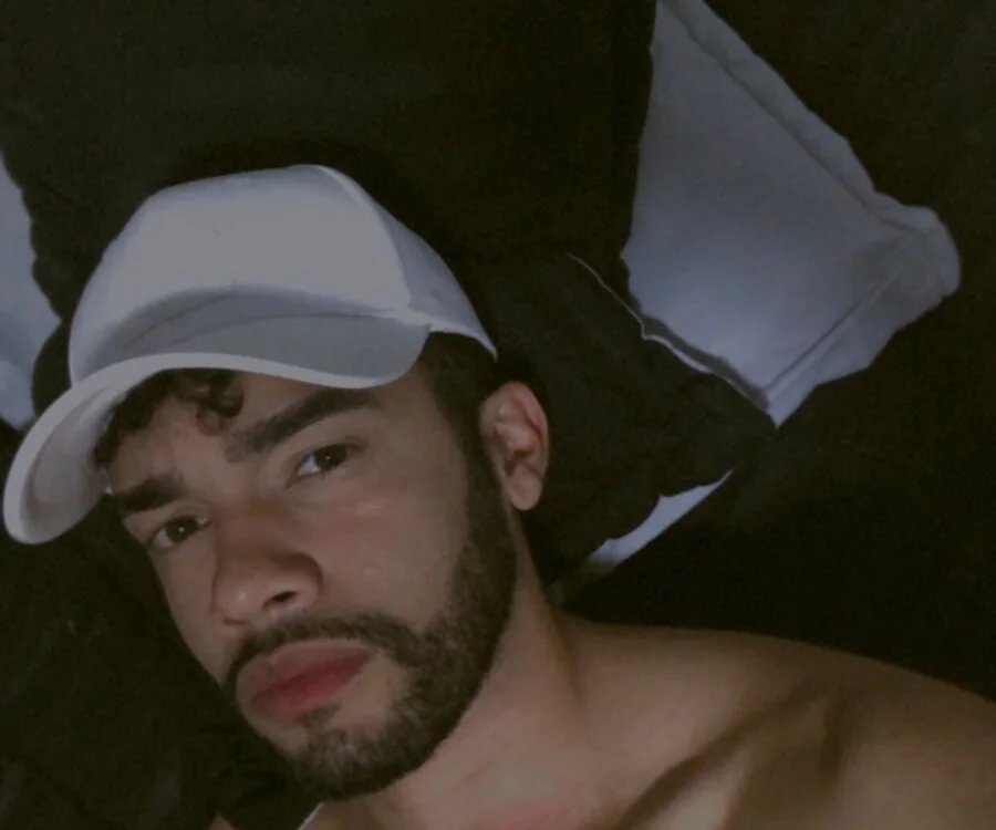 andresnoir_'s Live XXX Chat