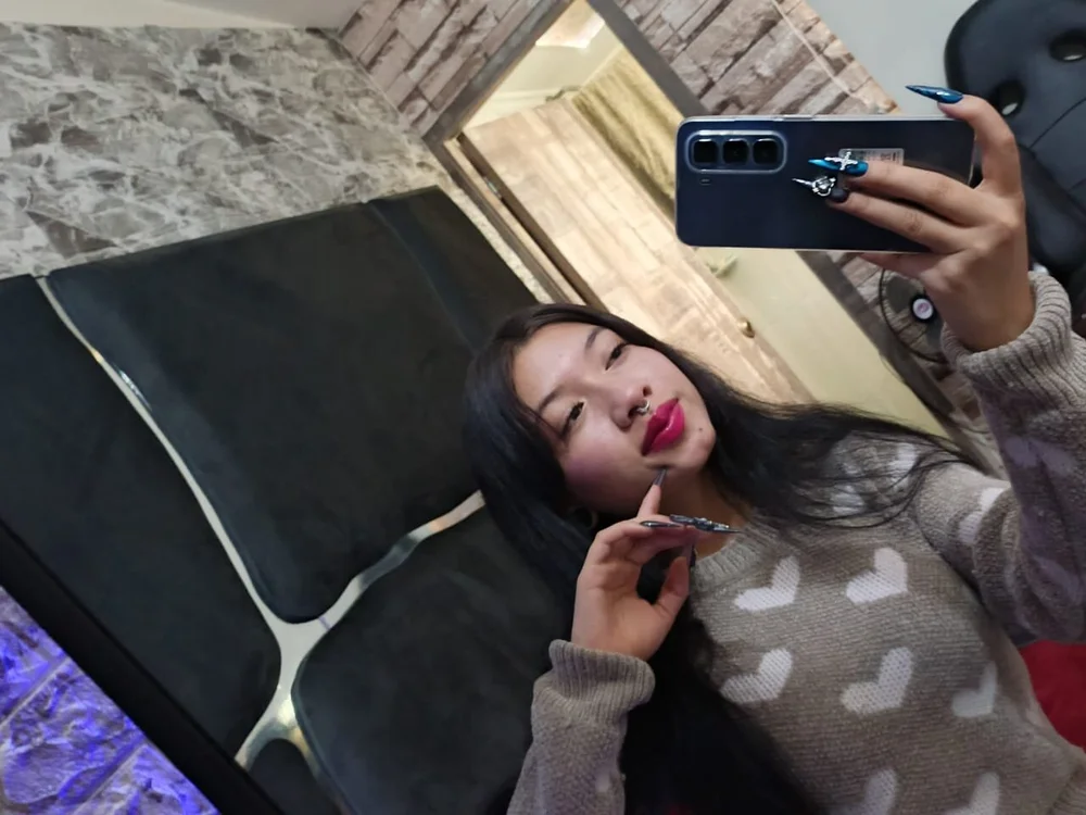 ห้องแชทออฟไลน์ของ Mia_Foster69