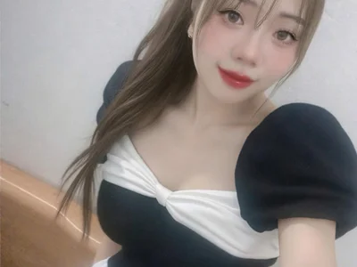 lana-kan on StripChat