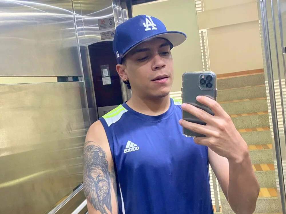 دردشة david_santos16 الجنسية دون اتصال