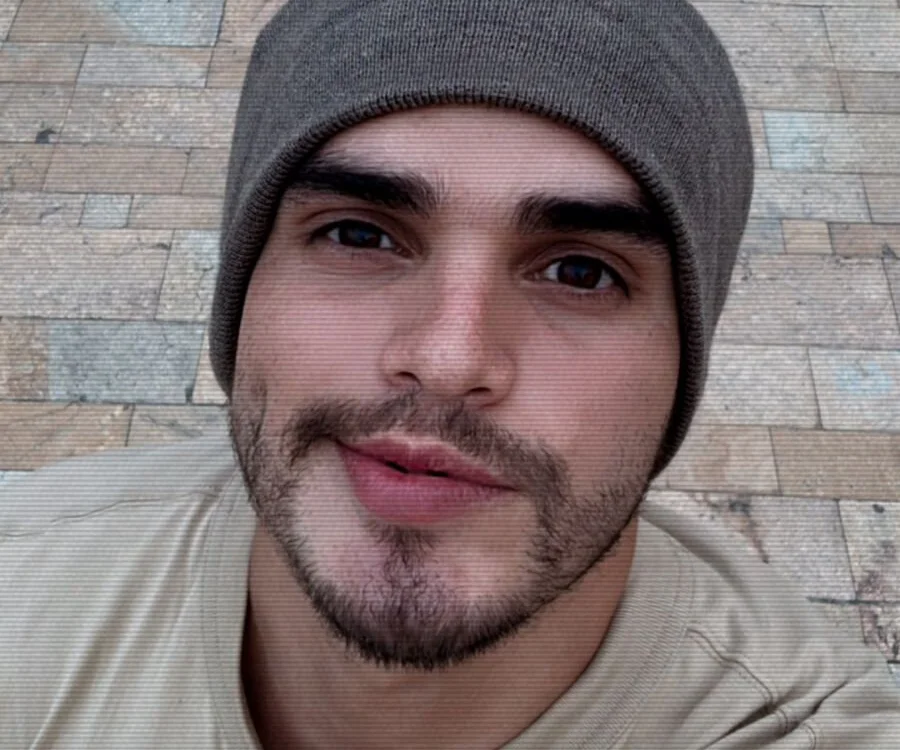 Ricardogo19 Offline XXX Chat