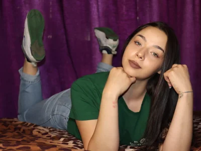GraceGiovanna - Girl 