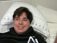 phantom898983's webcam live show