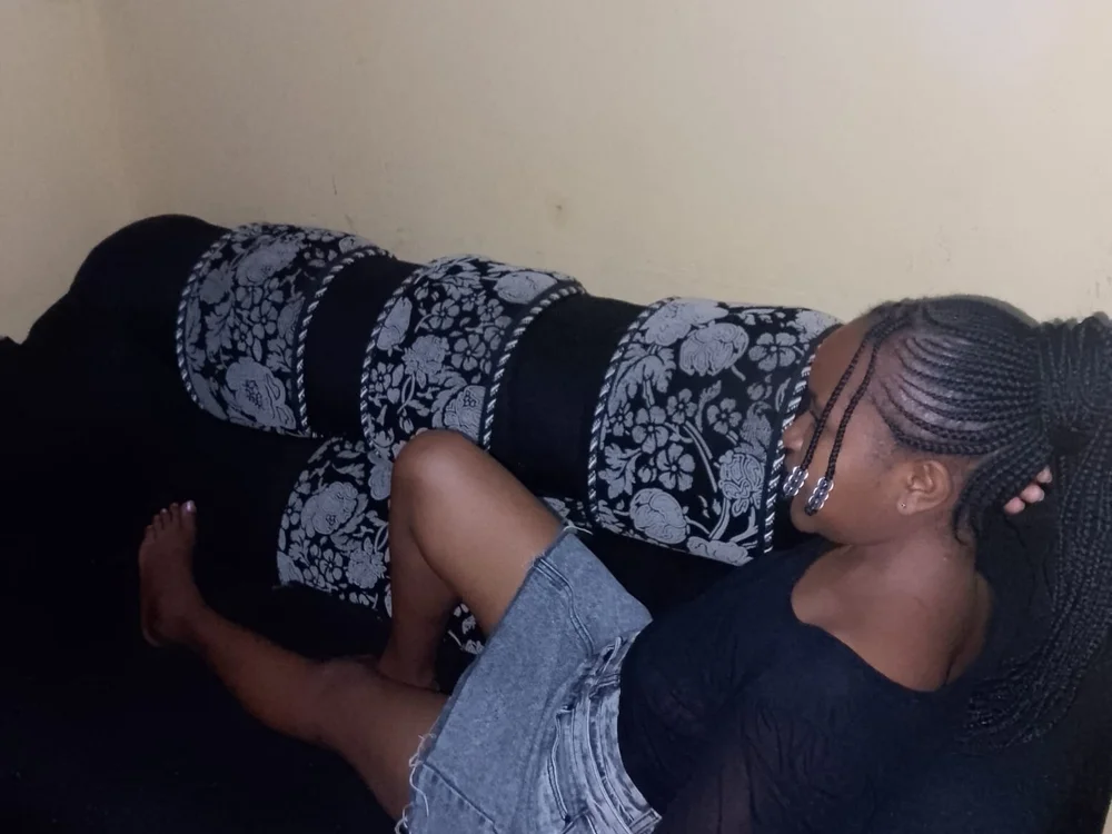 Naughty_ess' Offline XXX Chat