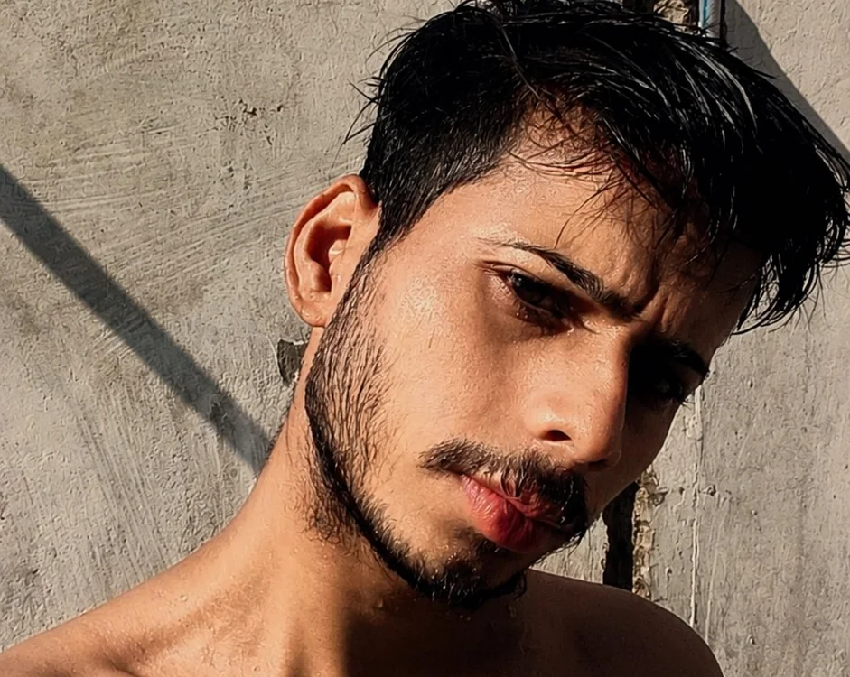 pandit_ji_x2xx's Offline XXX Chat