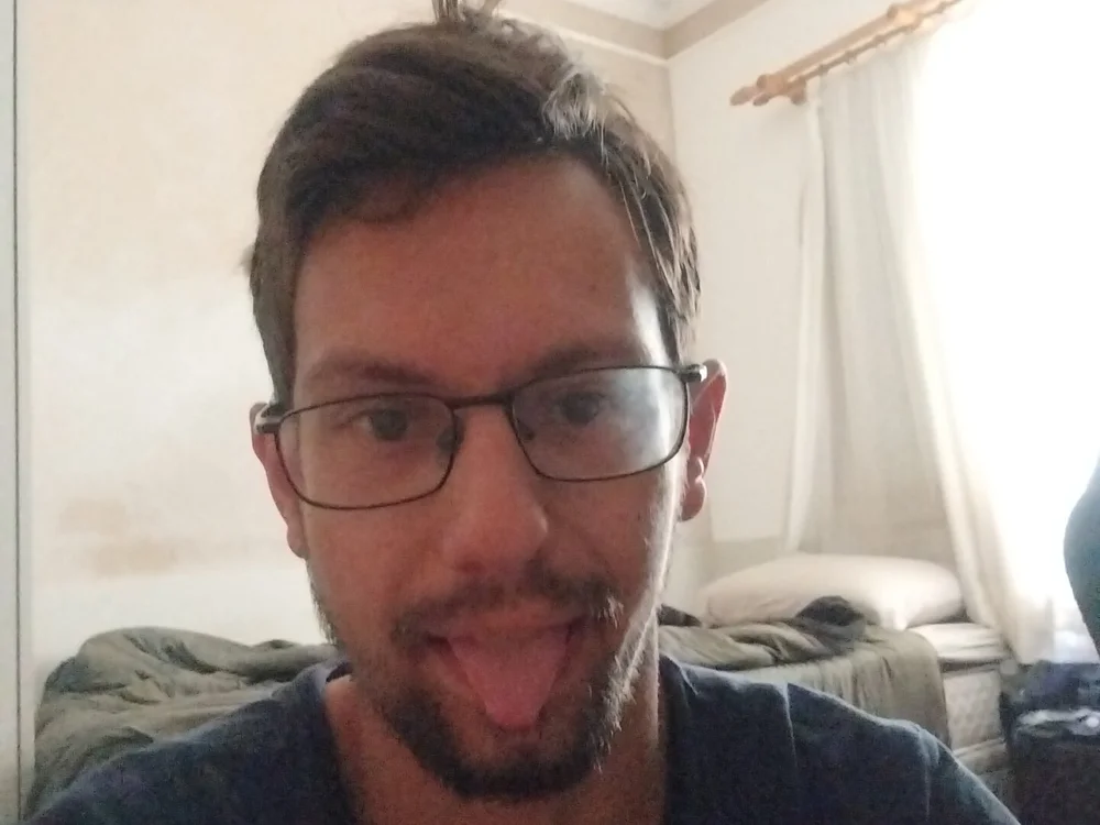 SafadoPutinho's Offline Chat Room