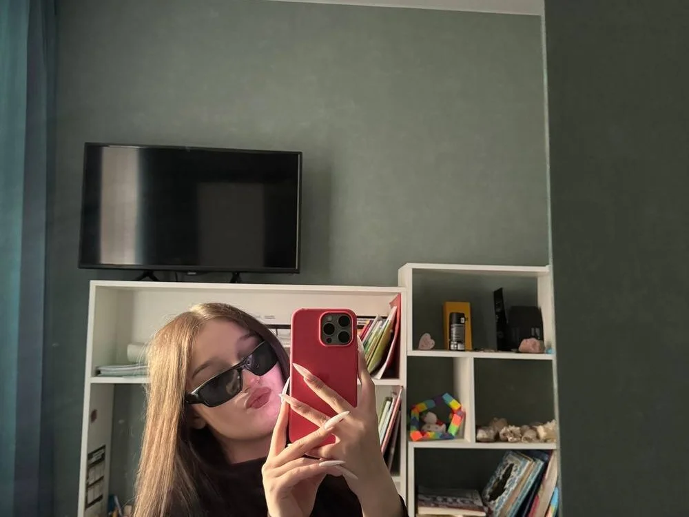 AlexaMax Chat XXX Ngoại tuyến