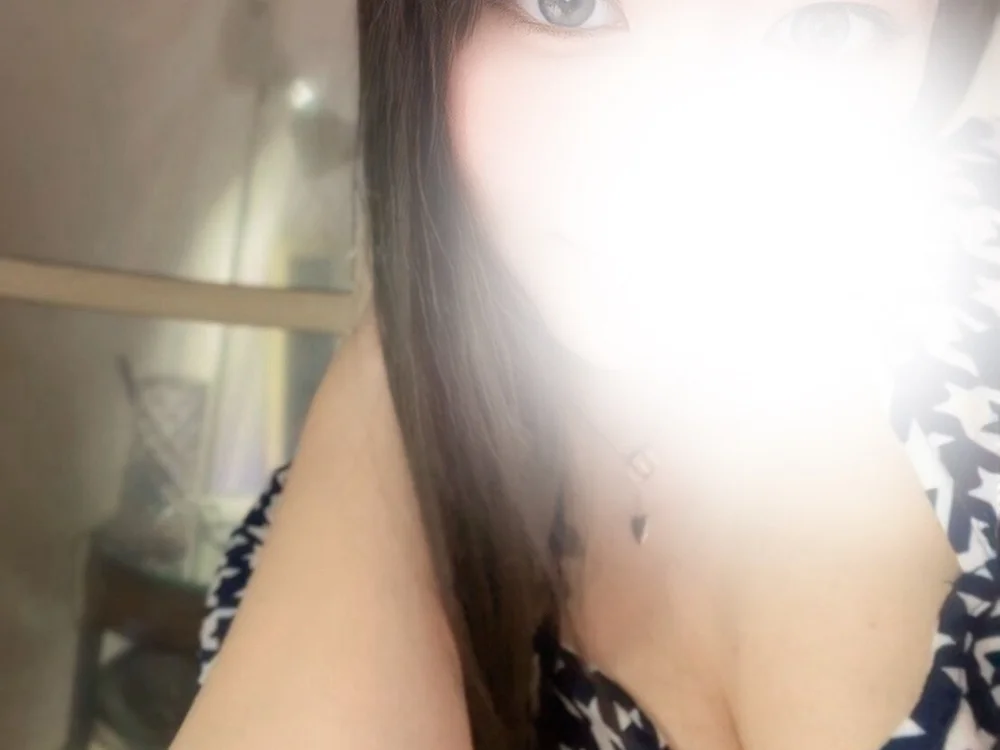 Offline chatovací místnost Mii_eeee