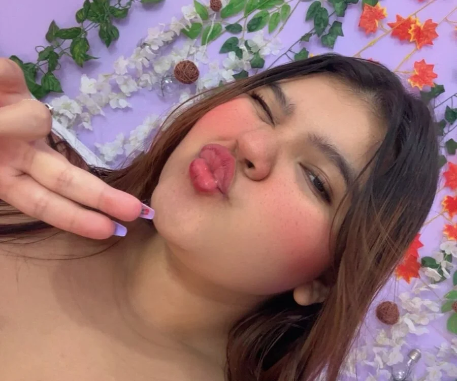 april_lopez6's Offline XXX Chat