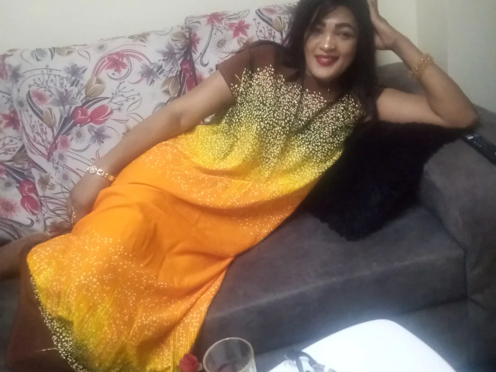 Halima_KapoorX's Offline Chat Room