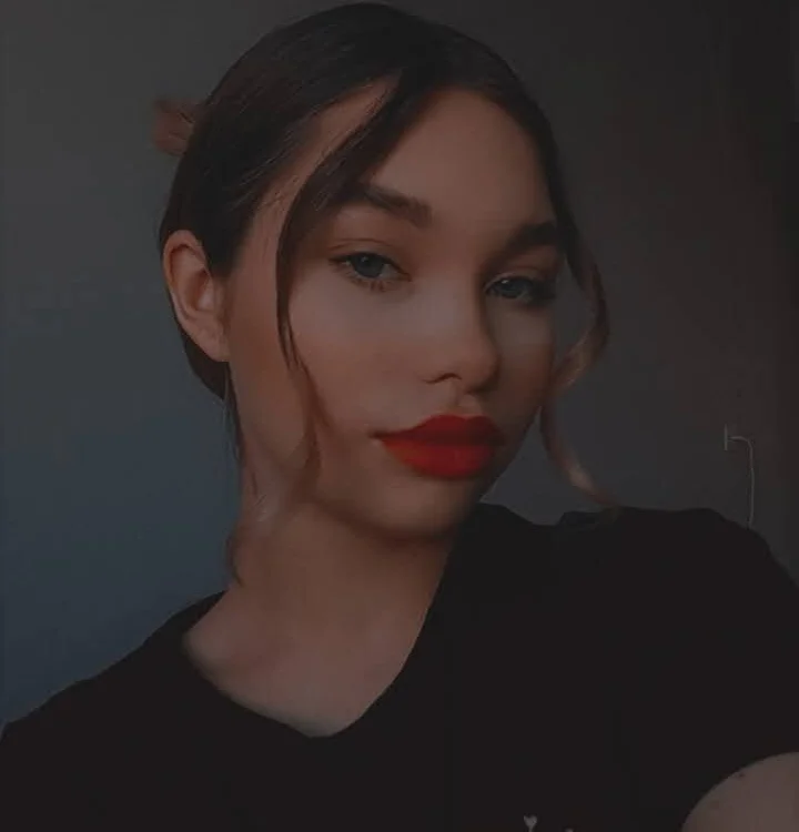 IvoryAmacher Offline XXX-Chat