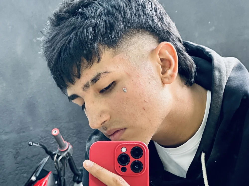 kevin_bk offline XXX-chat