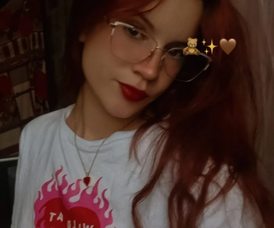 LIZETHDIAZ21's Offline XXX Chat