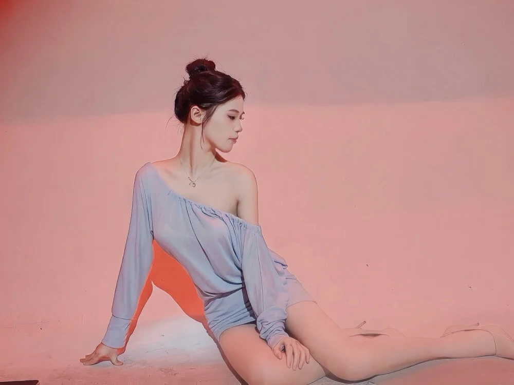 NEW-DAY01 – Offline XXX chat