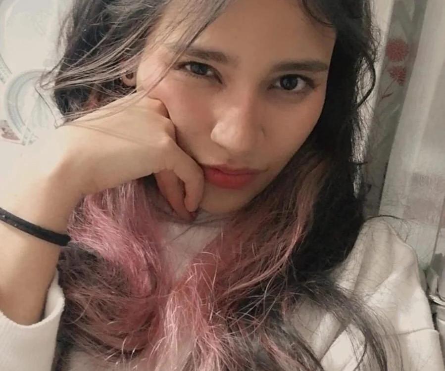 LexiPink_'s Offline Chat Room