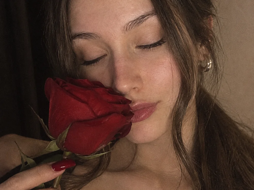 LoriLeblane Offline XXX Chat