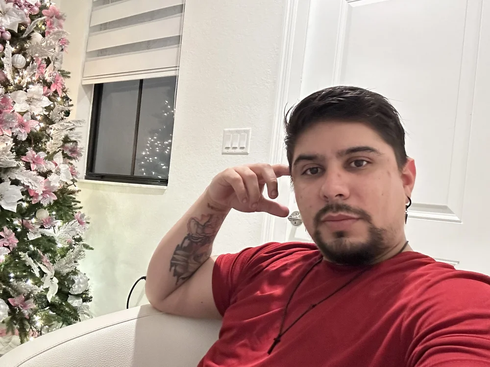 camcamcr's Offline Chat Room