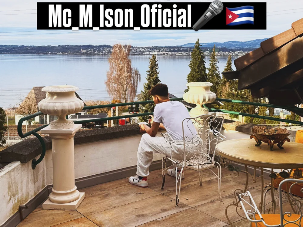 Coco_Cuban Offline XXX-chat