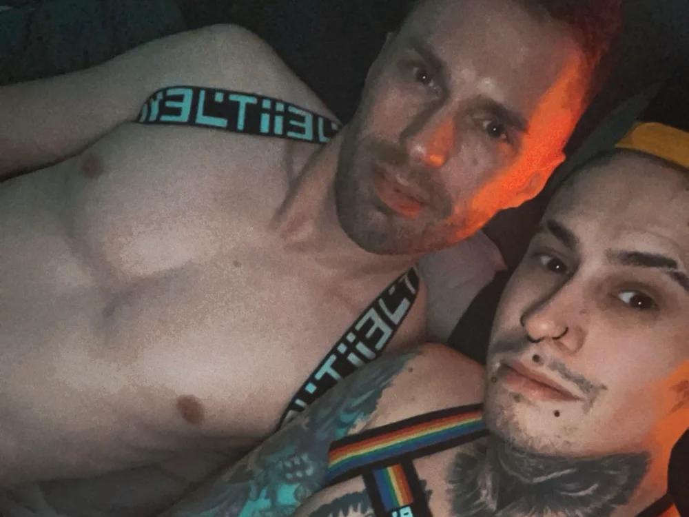 Chat +18 off-line de Flycouple25