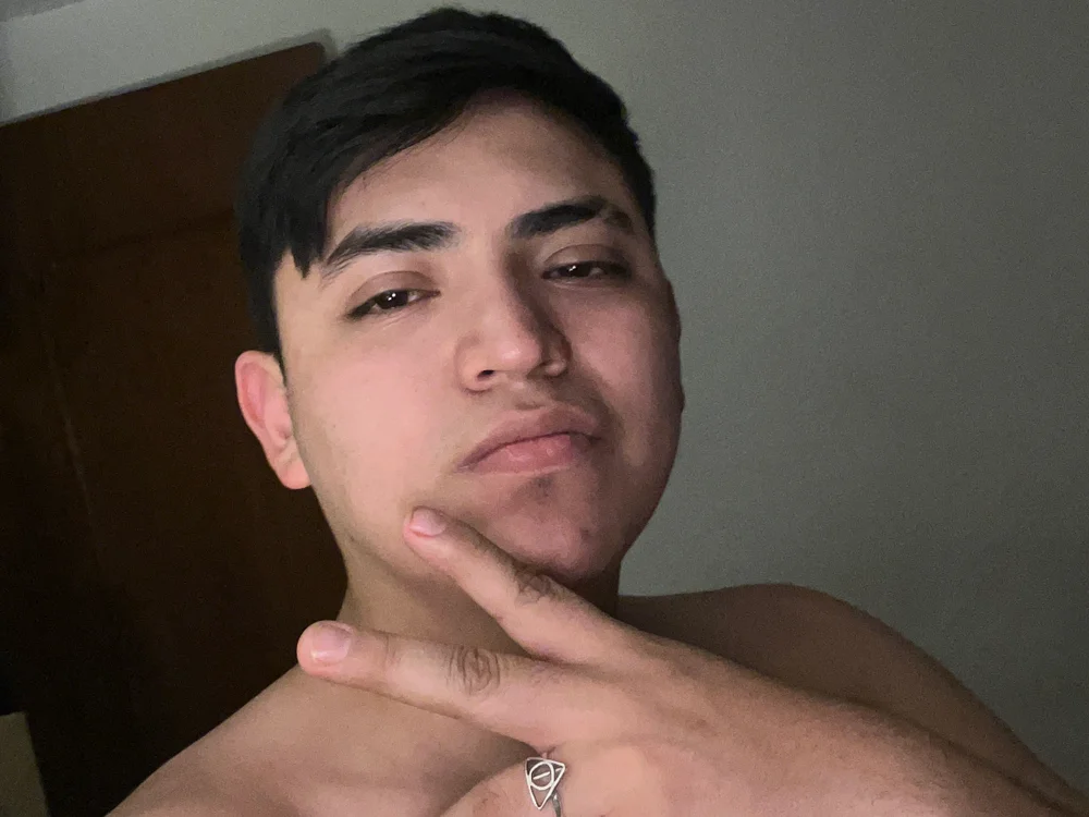צ'אט XXX לא מקוון של Rodri_69