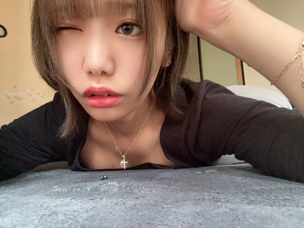 aya_chan7's Offline Chat Room