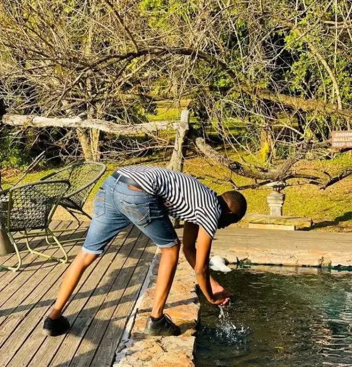 LeonardoRoot32 Adlı Modelin Çevrimdışı XXX Sohbeti