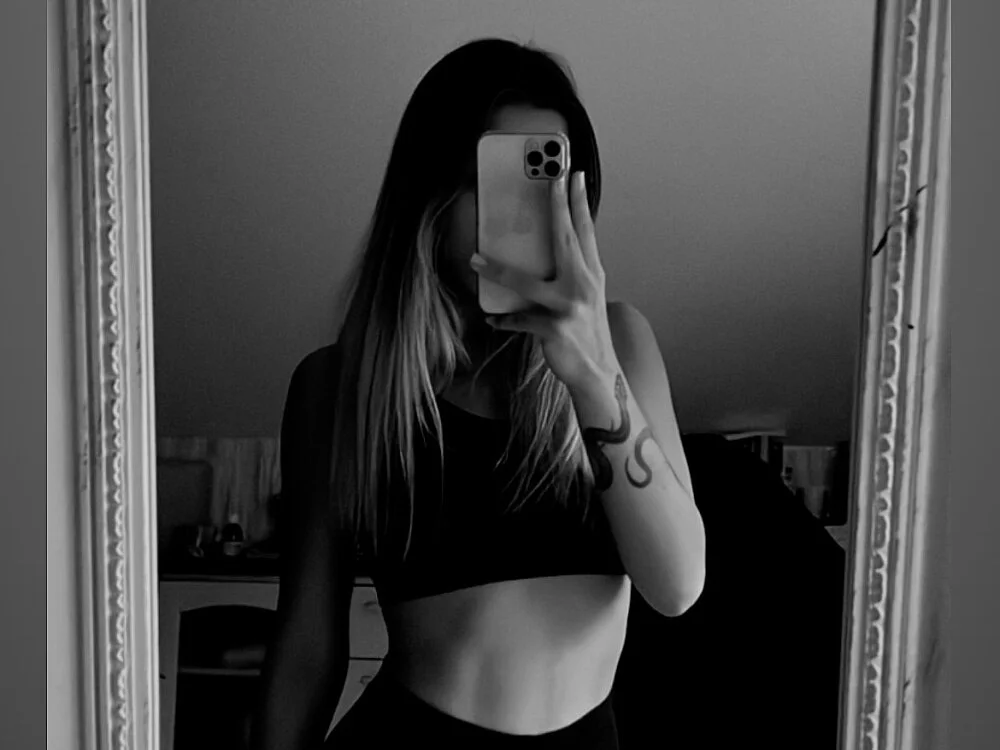 SweeetyGirll 오프라인 XXX 채팅