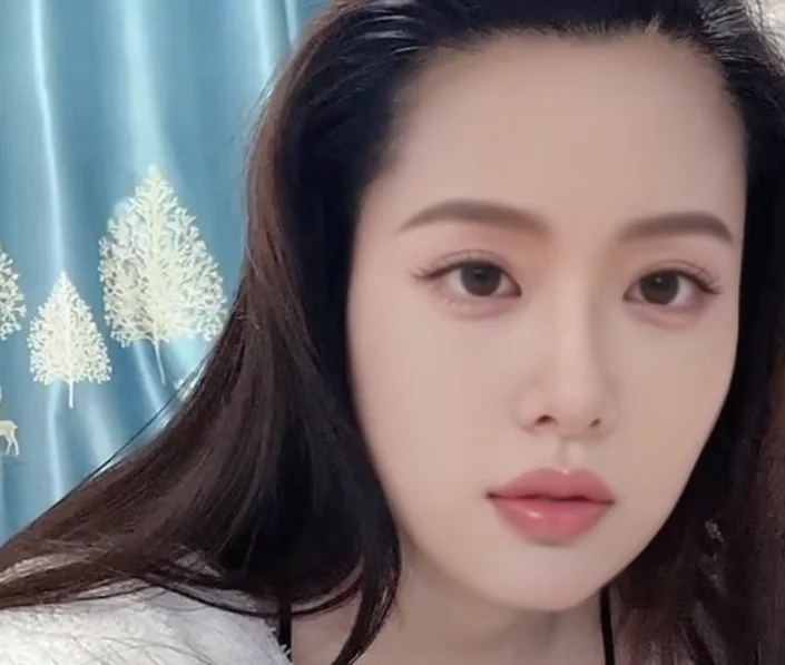 IvyNori Obrolan XXX Offline